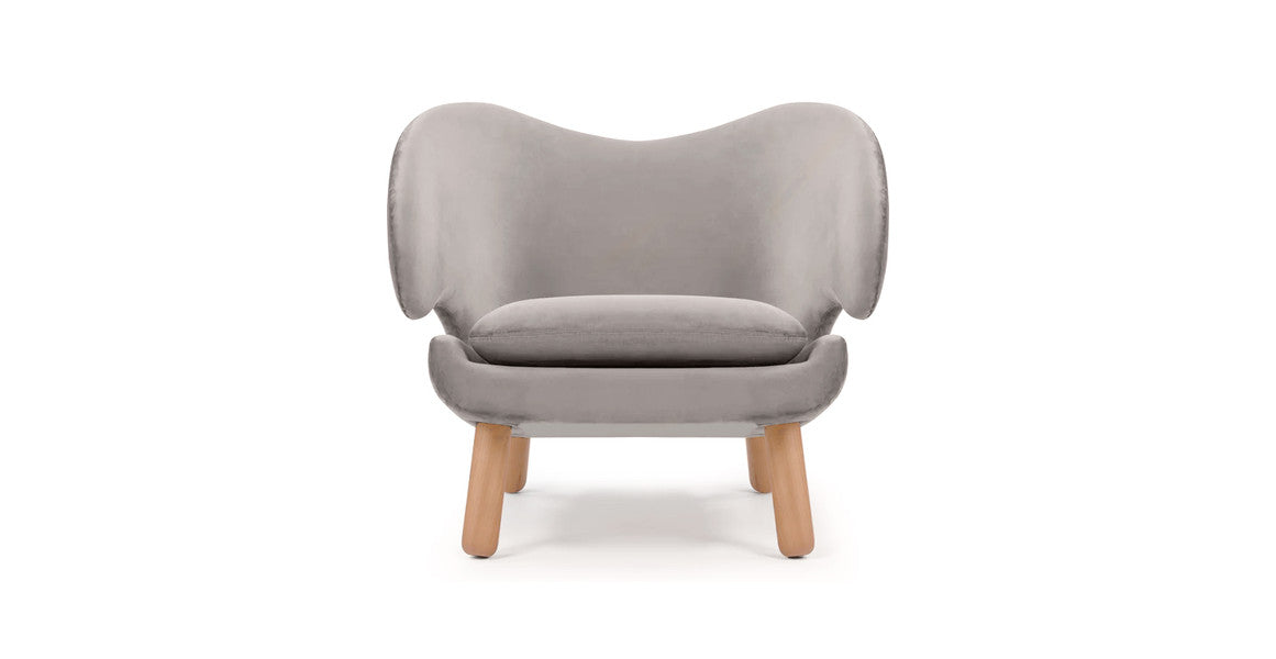 Finn Juhl Pelican Chair  - Natural Ash Legs