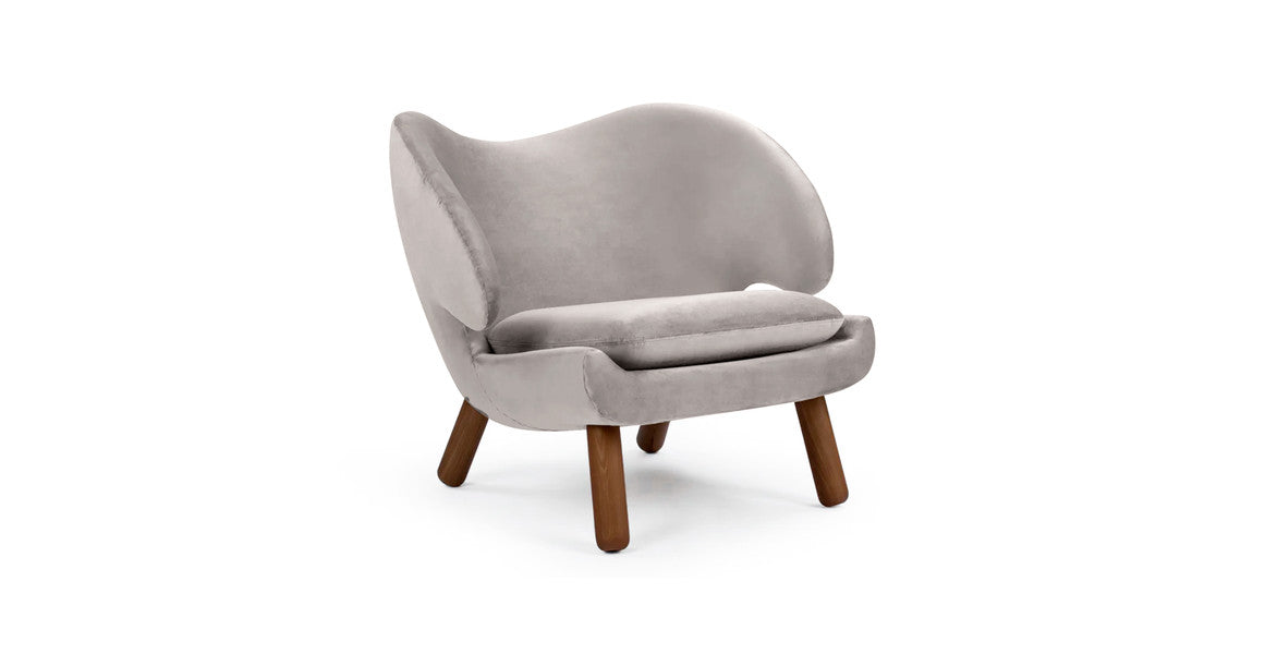 Pelican Chair - Walnut Legs